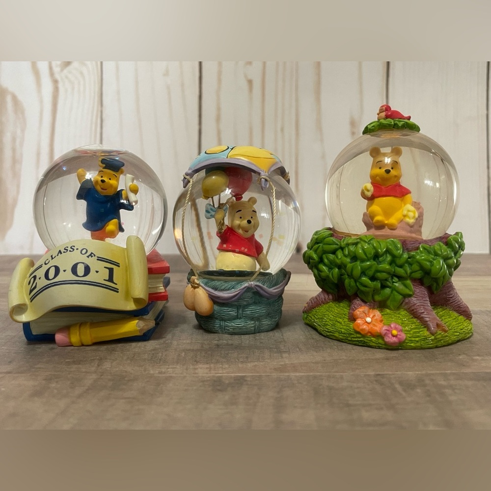 Winnie the Pooh mini snowglobe snow globe lot 3 piece set Disney Parks cartoon
